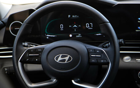 Hyundai Elantra, 2024 год, 2 248 000 рублей, 13 фотография