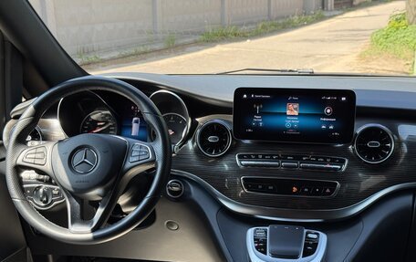Mercedes-Benz V-Класс, 2021 год, 7 950 000 рублей, 10 фотография