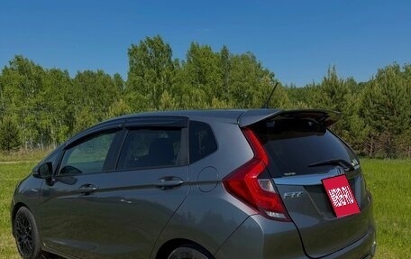 Honda Fit III, 2019 год, 1 100 000 рублей, 6 фотография