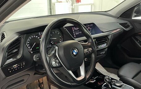 BMW 1 серия, 2019 год, 2 479 000 рублей, 8 фотография