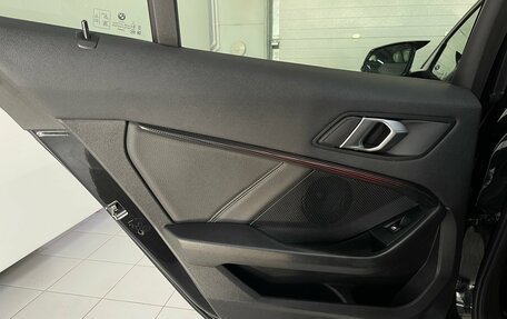 BMW 1 серия, 2019 год, 2 479 000 рублей, 21 фотография