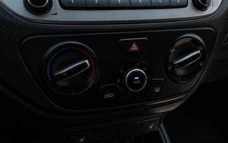Hyundai Solaris II рестайлинг, 2018 год, 1 260 000 рублей, 12 фотография