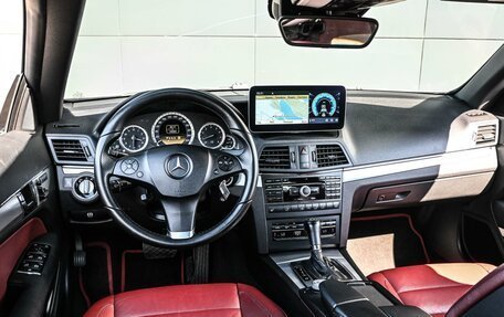 Mercedes-Benz E-Класс, 2010 год, 2 500 000 рублей, 11 фотография
