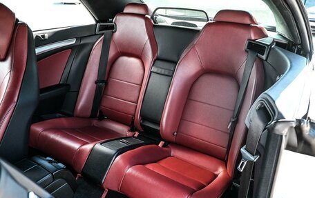Mercedes-Benz E-Класс, 2010 год, 2 500 000 рублей, 14 фотография