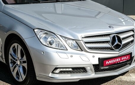 Mercedes-Benz E-Класс, 2010 год, 2 500 000 рублей, 9 фотография