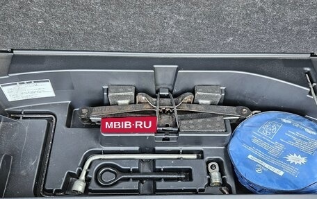Toyota Harrier, 2012 год, 1 680 000 рублей, 12 фотография