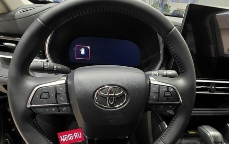 Toyota Highlander, 2026 год, 5 990 000 рублей, 10 фотография