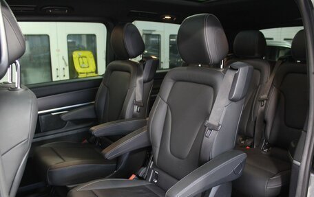 Mercedes-Benz V-Класс, 2021 год, 8 750 000 рублей, 3 фотография