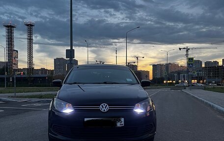 Volkswagen Polo VI (EU Market), 2011 год, 535 000 рублей, 2 фотография
