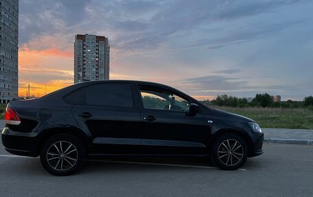 Volkswagen Polo VI (EU Market), 2011 год, 535 000 рублей, 3 фотография