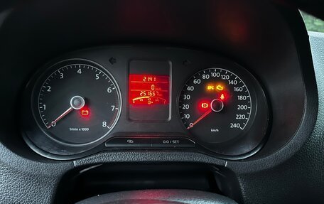 Volkswagen Polo VI (EU Market), 2011 год, 535 000 рублей, 13 фотография