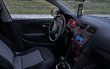 Volkswagen Polo VI (EU Market), 2011 год, 535 000 рублей, 16 фотография