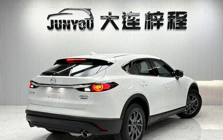 Mazda CX-4, 2022 год, 2 049 000 рублей, 4 фотография