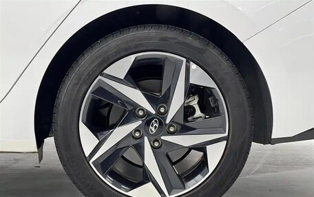 Hyundai Elantra, 2023 год, 1 297 017 рублей, 22 фотография