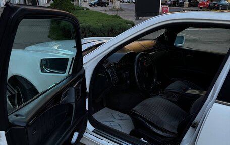 Mercedes-Benz E-Класс, 1997 год, 499 999 рублей, 4 фотография