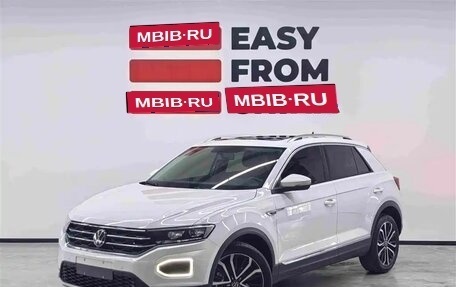Volkswagen T-Roc I, 2023 год, 1 480 000 рублей, 1 фотография