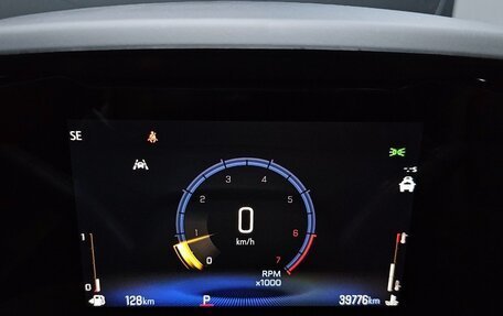 Chevrolet Trax, 2023 год, 1 470 040 рублей, 10 фотография