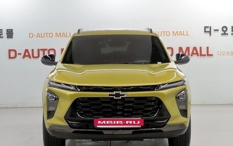 Chevrolet Trax, 2023 год, 1 440 000 рублей, 2 фотография