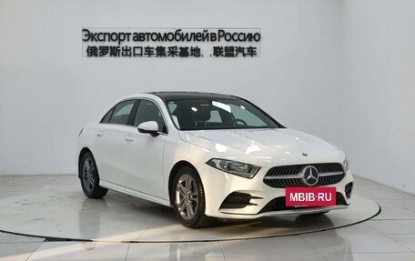 Mercedes-Benz A-Класс, 2023 год, 2 100 000 рублей, 6 фотография
