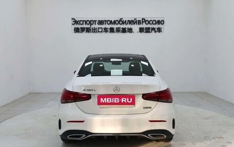 Mercedes-Benz A-Класс, 2023 год, 2 100 000 рублей, 3 фотография
