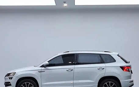Skoda Karoq I, 2023 год, 2 000 000 рублей, 4 фотография