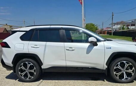 Toyota RAV4, 2021 год, 4 500 000 рублей, 4 фотография