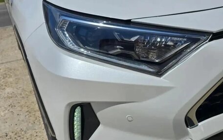 Toyota RAV4, 2021 год, 4 500 000 рублей, 7 фотография
