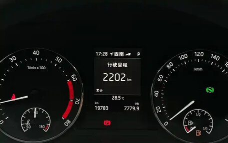 Skoda Octavia IV, 2023 год, 1 700 100 рублей, 10 фотография