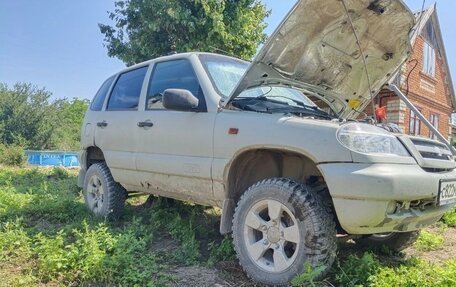 Chevrolet Niva I рестайлинг, 2006 год, 230 000 рублей, 2 фотография
