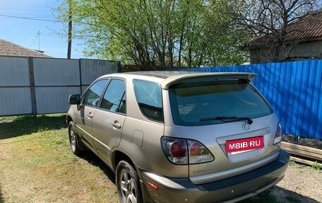 Lexus RX IV рестайлинг, 2000 год, 1 000 000 рублей, 4 фотография