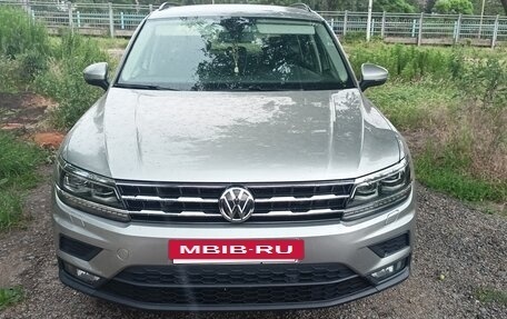 Volkswagen Tiguan II, 2020 год, 1 540 000 рублей, 3 фотография