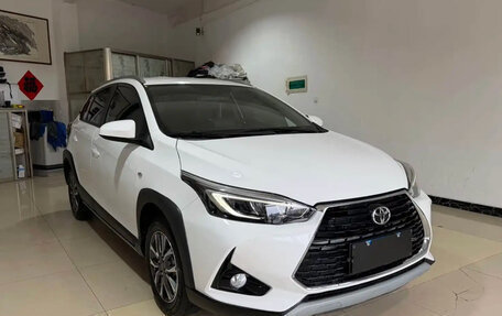 Toyota Yaris, 2022 год, 1 400 000 рублей, 1 фотография