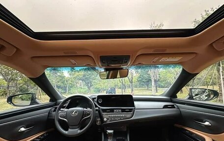 Lexus ES VII, 2024 год, 4 243 002 рублей, 10 фотография