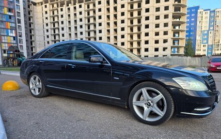 Mercedes-Benz S-Класс, 2010 год, 1 950 000 рублей, 9 фотография