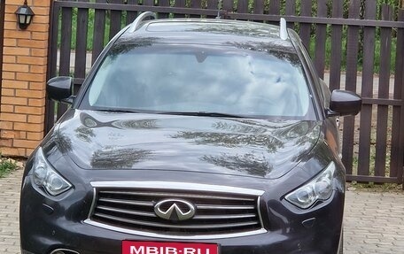 Infiniti QX70, 2014 год, 2 100 000 рублей, 5 фотография