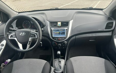 Hyundai Solaris II рестайлинг, 2011 год, 710 000 рублей, 11 фотография
