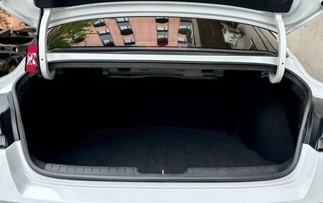 Hyundai Elantra, 2023 год, 1 630 000 рублей, 9 фотография