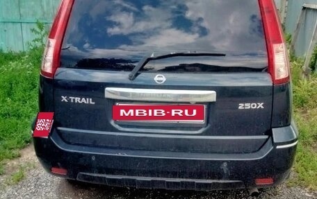 Nissan X-Trail, 2005 год, 700 000 рублей, 7 фотография