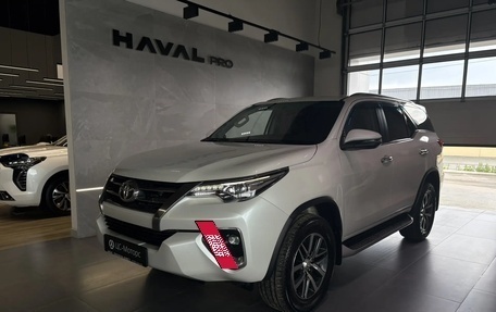 Toyota Fortuner II, 2017 год, 3 399 000 рублей, 2 фотография