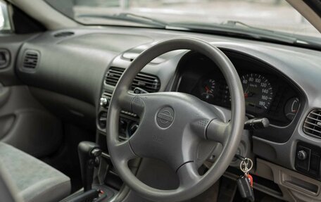 Nissan Sunny B15, 2001 год, 205 000 рублей, 11 фотография