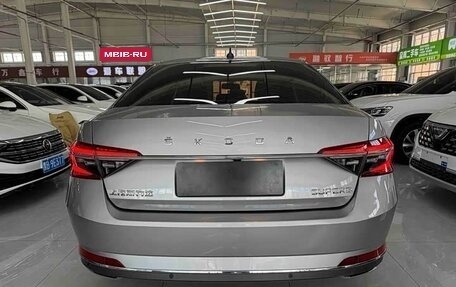 Skoda Superb III рестайлинг, 2022 год, 2 250 000 рублей, 7 фотография
