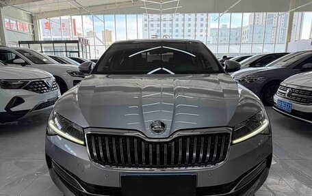 Skoda Superb III рестайлинг, 2022 год, 2 250 000 рублей, 13 фотография