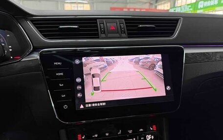 Skoda Superb III рестайлинг, 2022 год, 2 250 000 рублей, 16 фотография