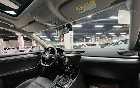 Skoda Superb III рестайлинг, 2022 год, 2 070 000 рублей, 2 фотография