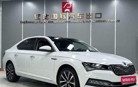 Skoda Superb III рестайлинг, 2022 год, 2 070 000 рублей, 5 фотография