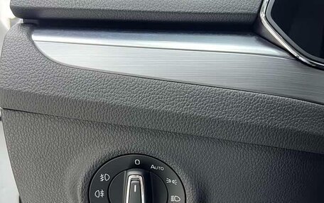 Skoda Superb III рестайлинг, 2022 год, 2 070 000 рублей, 16 фотография