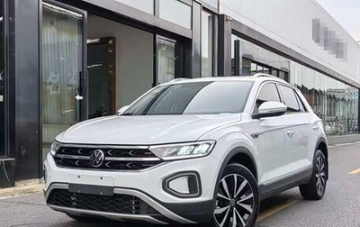 Volkswagen T-Roc I, 2023 год, 1 370 007 рублей, 1 фотография