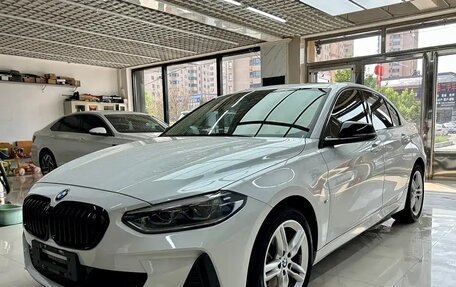 BMW 1 серия, 2023 год, 1 570 000 рублей, 1 фотография