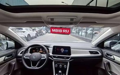 Volkswagen T-Roc I, 2023 год, 1 370 007 рублей, 8 фотография
