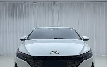 Hyundai Elantra, 2022 год, 1 420 000 рублей, 2 фотография